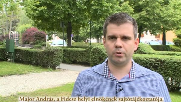 Major András, a Fidesz helyi elnökének sajtótájékoztatója