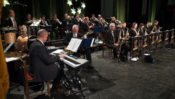  Hanság Big Band karácsonyi koncertje a Rábaközi Művelődési Központban